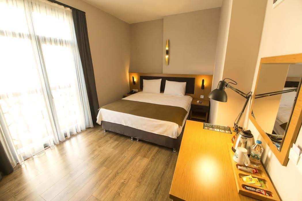 Big Point Plus Hotel Biga Екстериор снимка